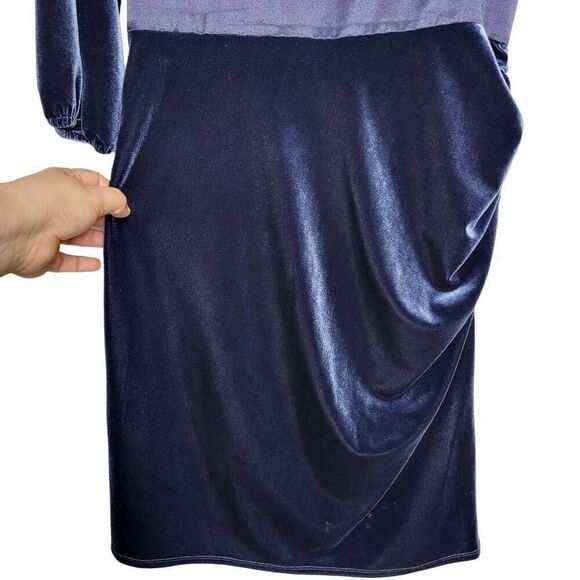 Laundry by Shelli Segal Blue Velvet Side Ruched Dress Size 4 - Picture 6 of 11
